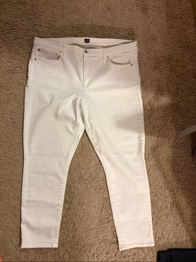 GAP White Ankle Crop Jeans